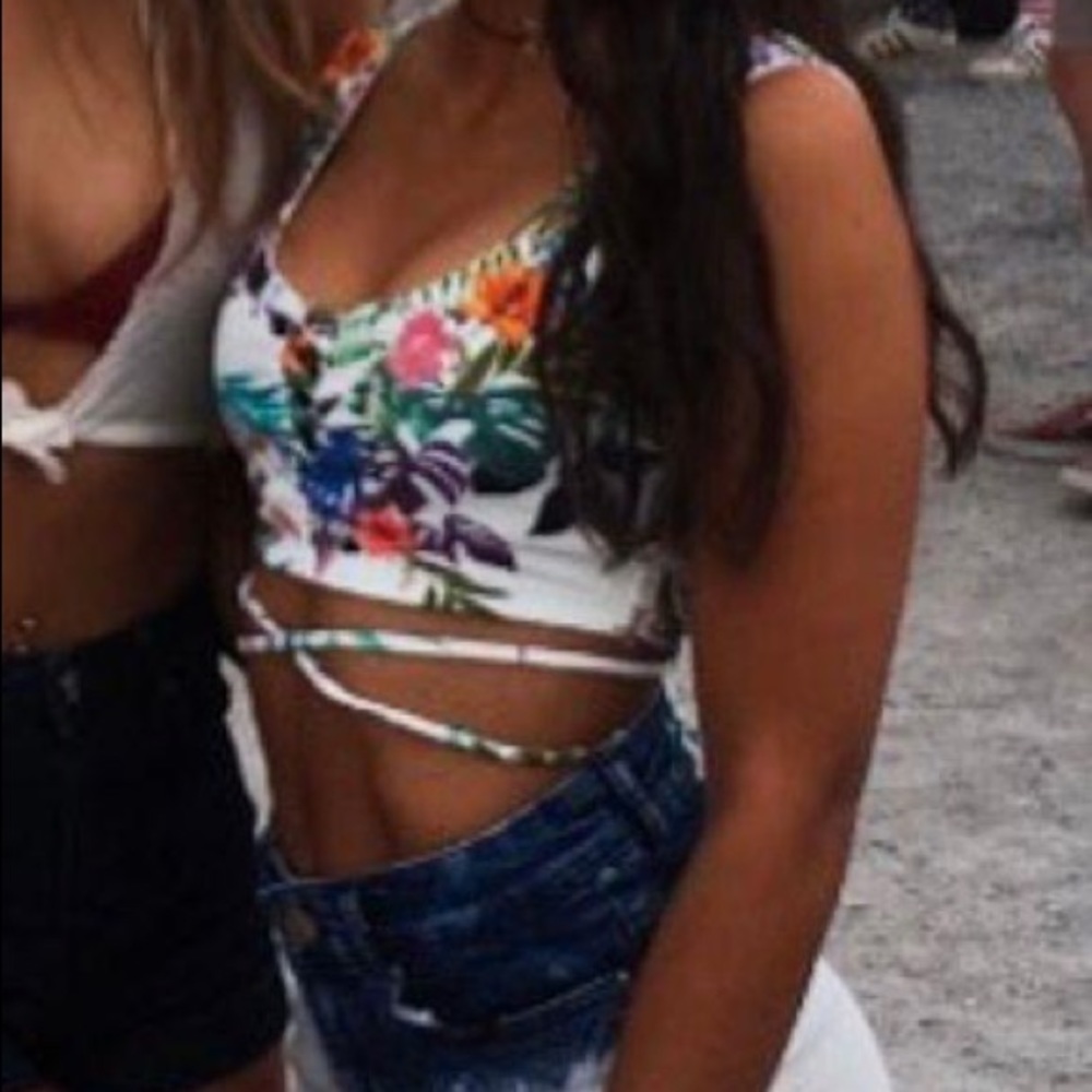 Berksha Crop Top